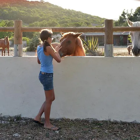 Village Naturiste La Chiappa 홀리데이파크 3*