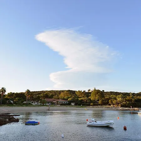 Kompleks wypoczynkowy Village Naturiste La Chiappa 3*
