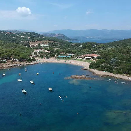 Kompleks wypoczynkowy Village Naturiste La Chiappa